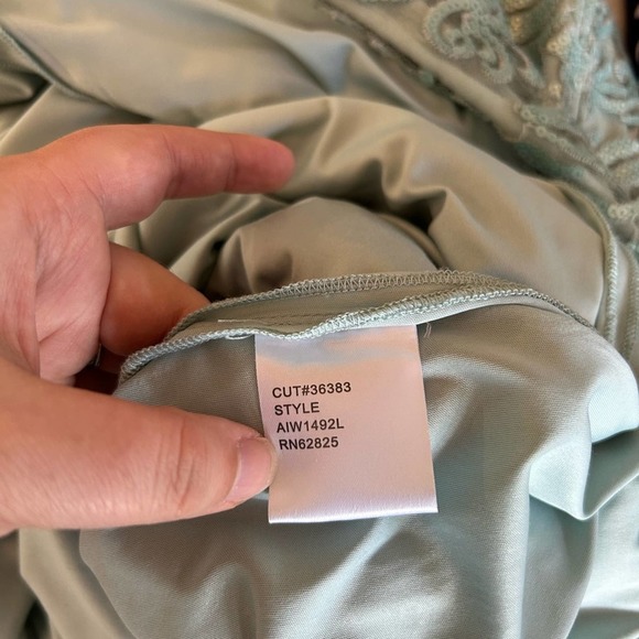 Tadashi Shoji Mint Green Sequin Embroidered Off the Shoulder Gown - Picture 7 of 10